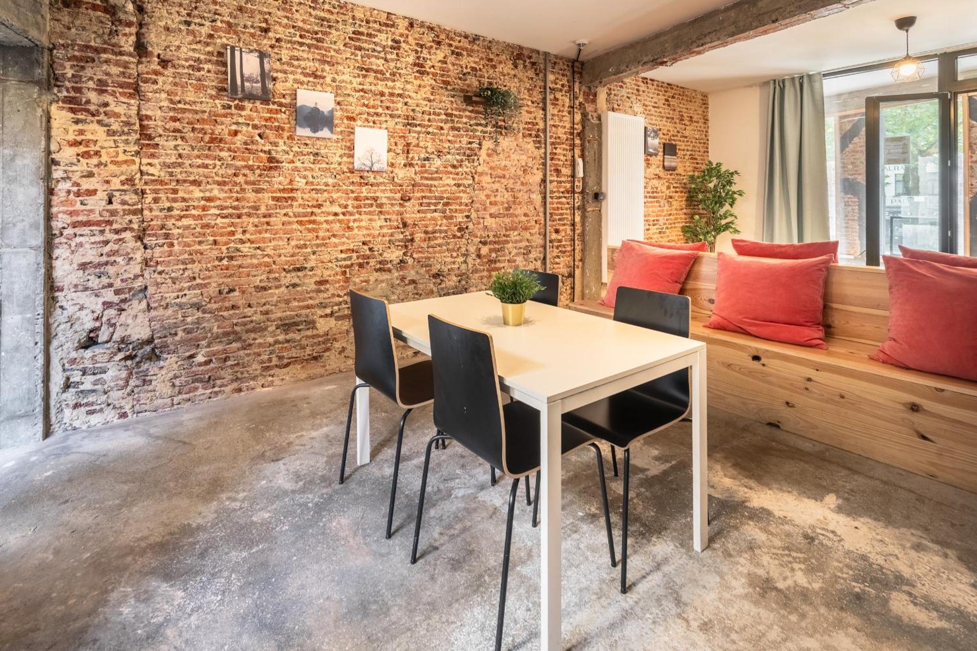 The Industrial Apartments Antwerp Exterior photo